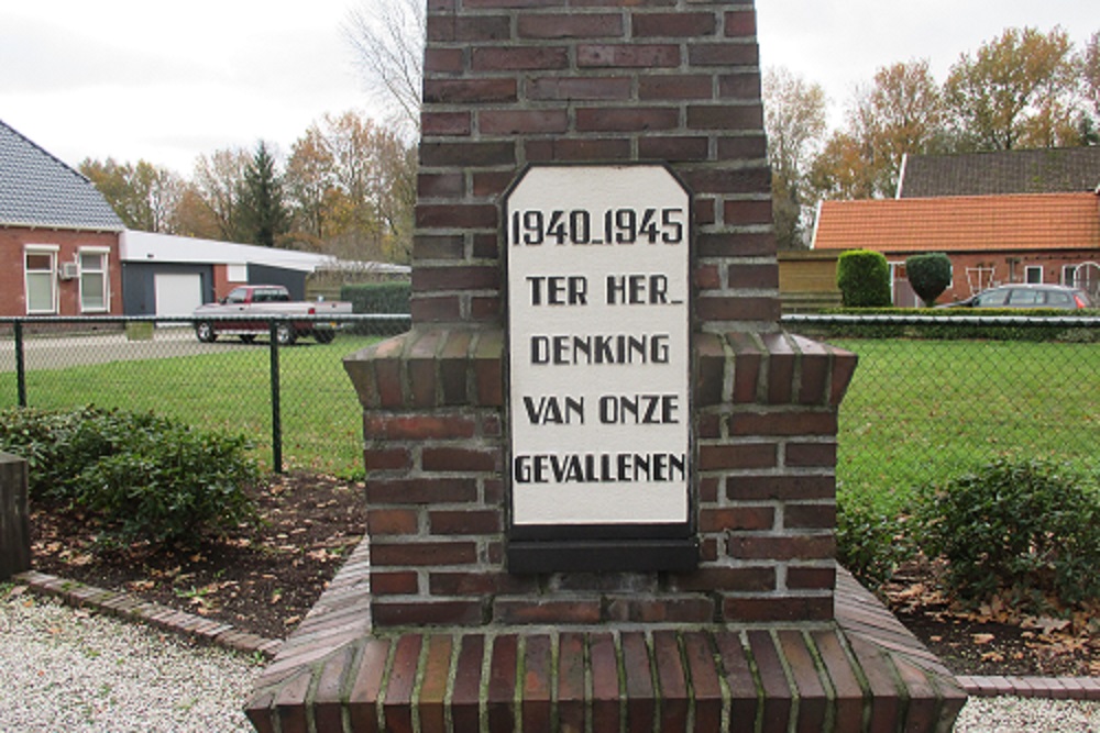 War Memorial Ter Apel #3