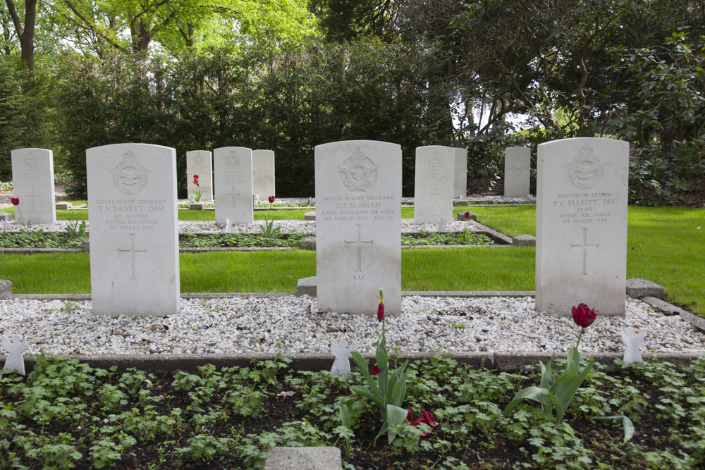 Commonwealth War Graves General Cemetery Markelo #3