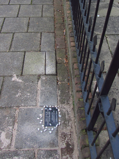 Memorial Stone Burgemeester Tutein Noltheniuslaan 50 #3