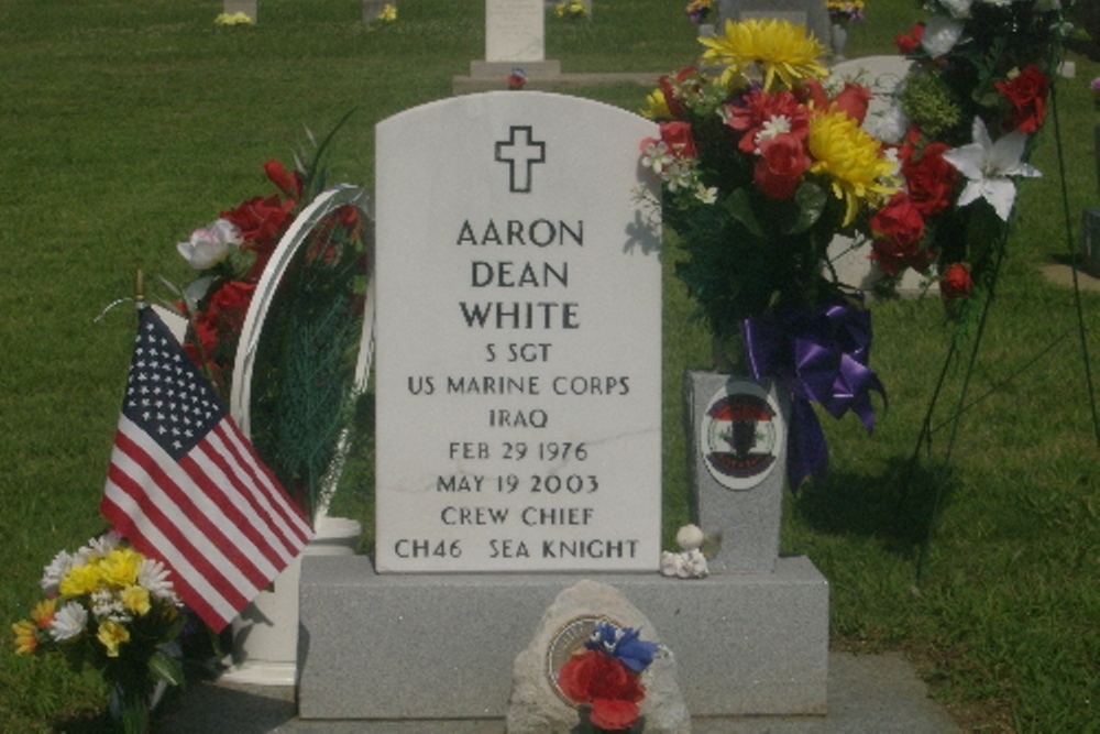 American War Grave Oakwood Cemetery