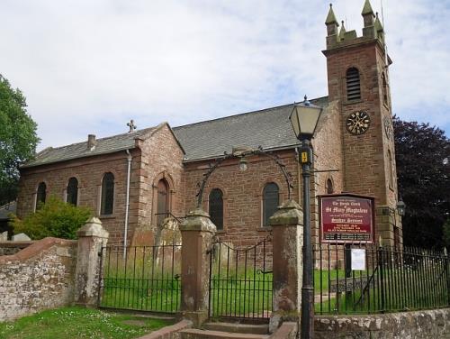 Commonwealth War Graves St. Mary Magdalene Churchyard