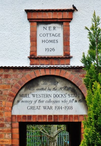 Oorlogsmonument N.E.R. Hull Western Docks #1