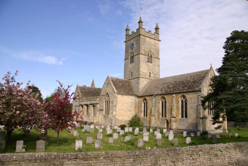 Commonwealth War Graves St. Michael and All Angels Churchyard