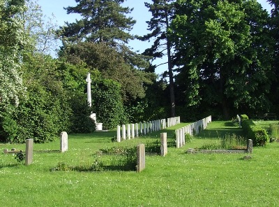 Commonwealth War Graves Saffron Walden Cemetery #1