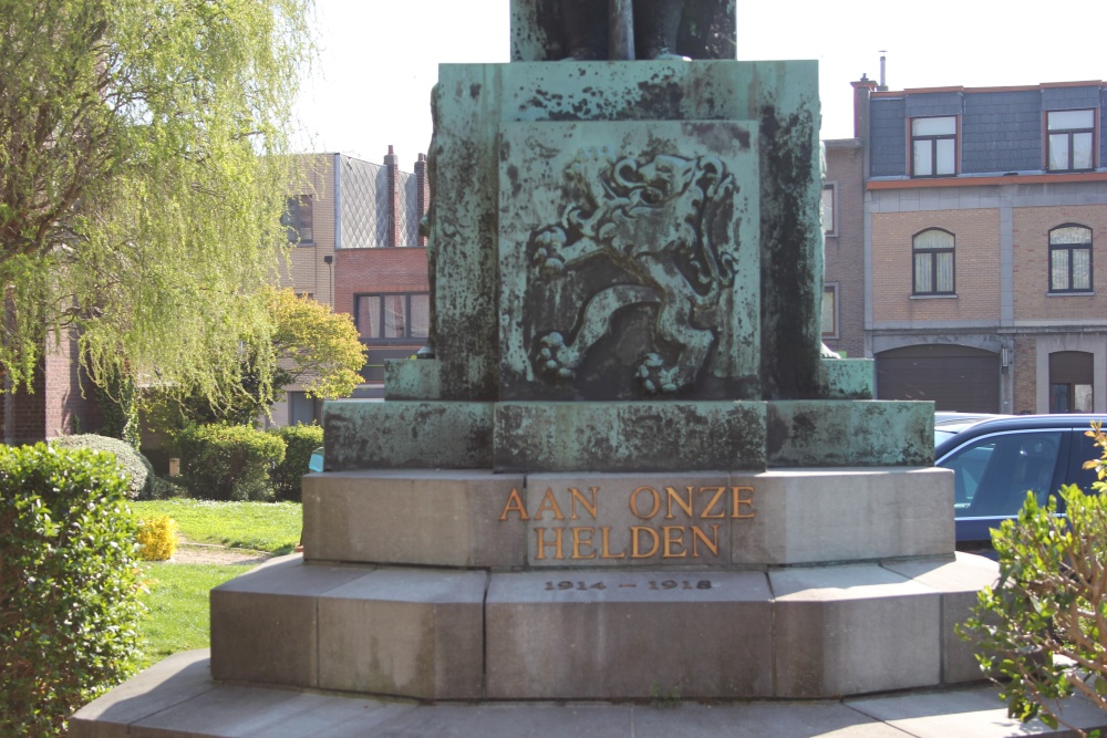 War Memorial Ruisbroek #2