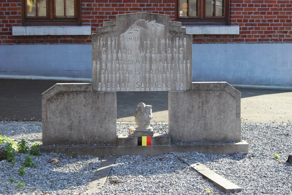 Monument Gérard Waelkens Geer	 #1