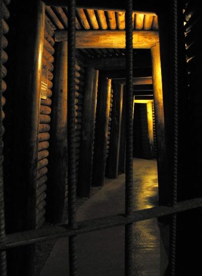 Air-Raid Shelter Parkhöhle