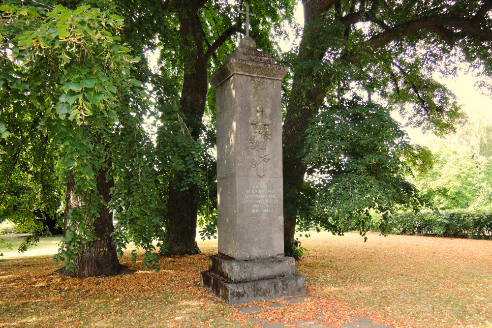 War Memorial Breinig #4