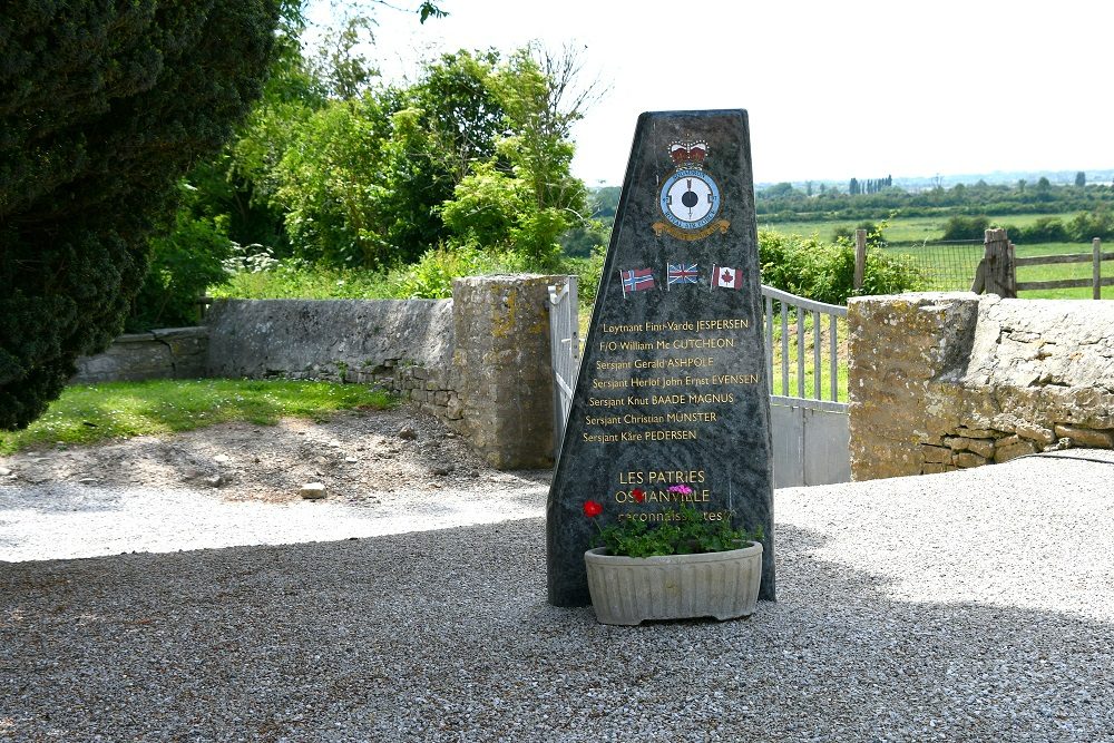 Monument Crash 6 Juni 1944