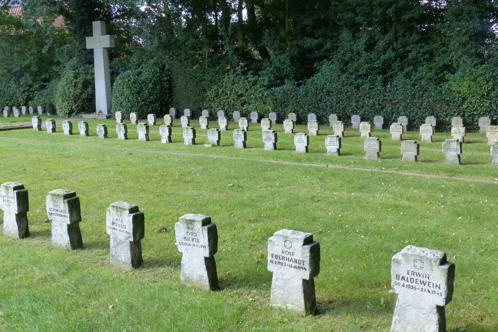 Military Cemetery Bad Zwischenahn #4
