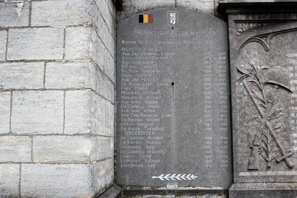 War Memorial Vlierzele #4