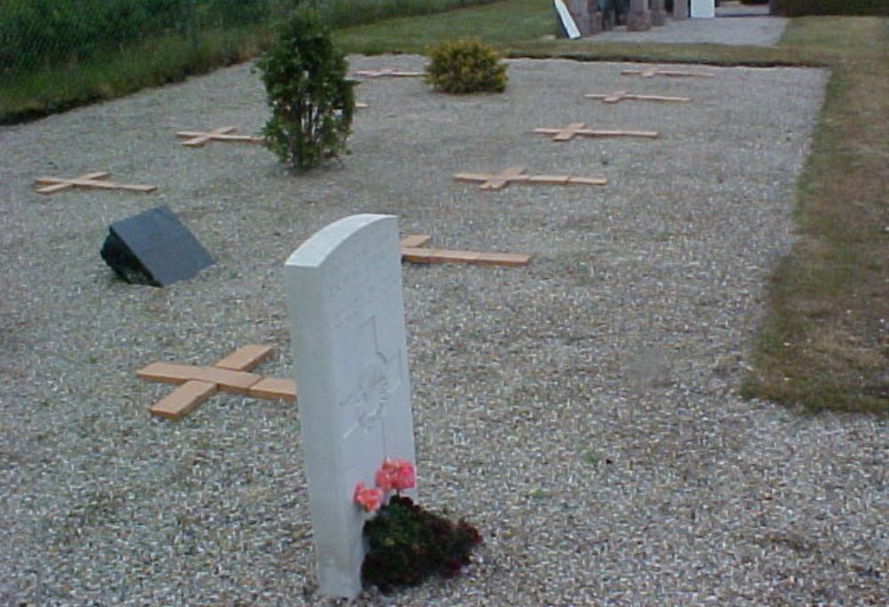 Commonwealth War Grave Mosevraa Churchyard #1