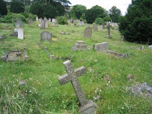 Commonwealth War Graves Mill Road Cemetery