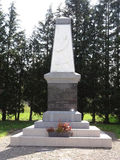 War Memorial Bousignies-sur-Roc