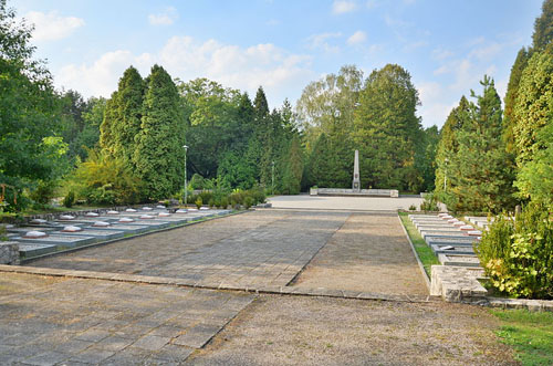 Sovjet Oorlogsbegraafplaats Kędzierzyn-Koźle #2