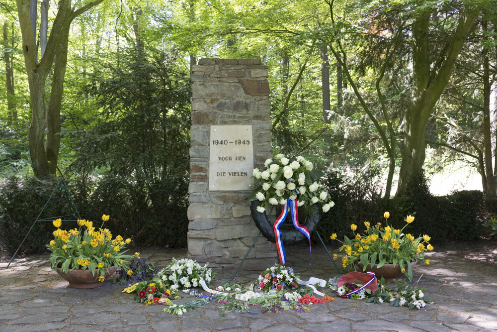 War Memorial Twello #1