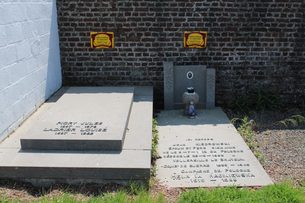 Belgian Graves Veterans Vellereille-les-Braveux #5