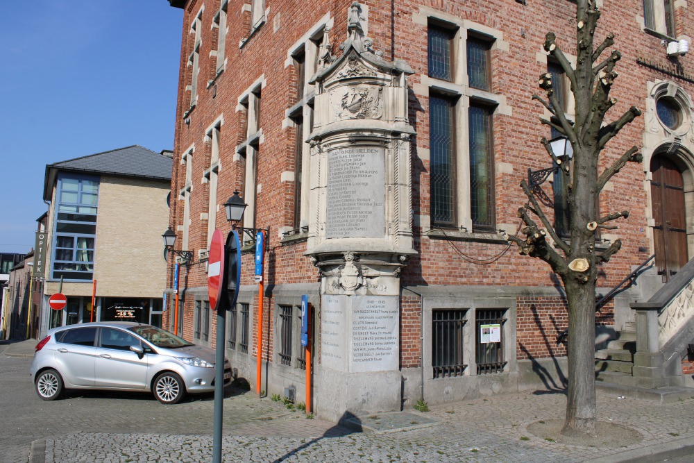 War Memorial Wolvertem #1