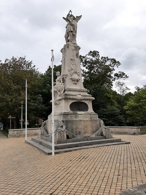 Oorlogsmonument Calais #2