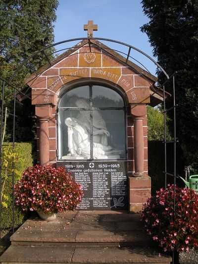 Oorlogsmonument Neuenbürg #1
