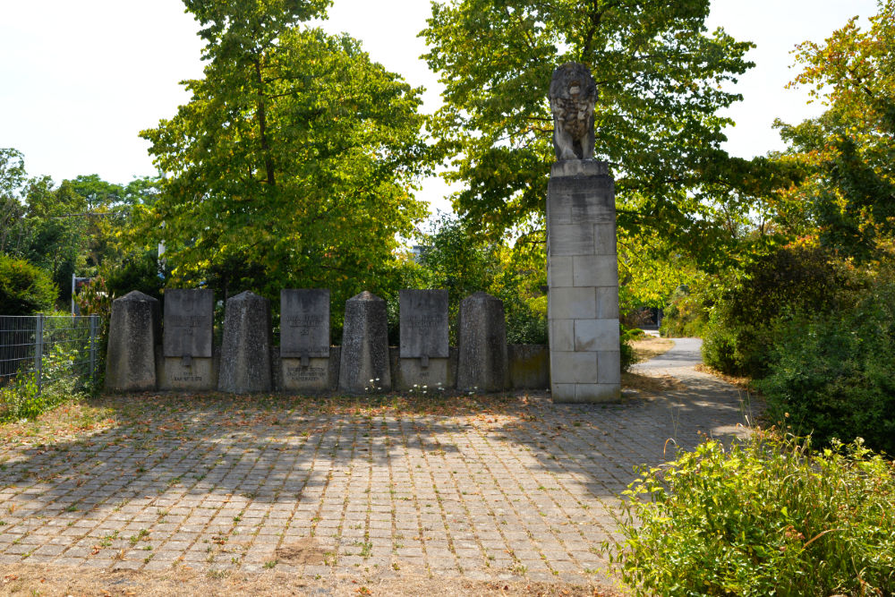 Neunermonument Würzburg #2