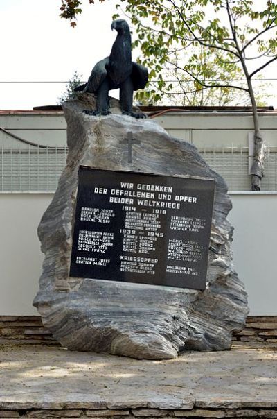 War Memorial Heiligenkreuz #1