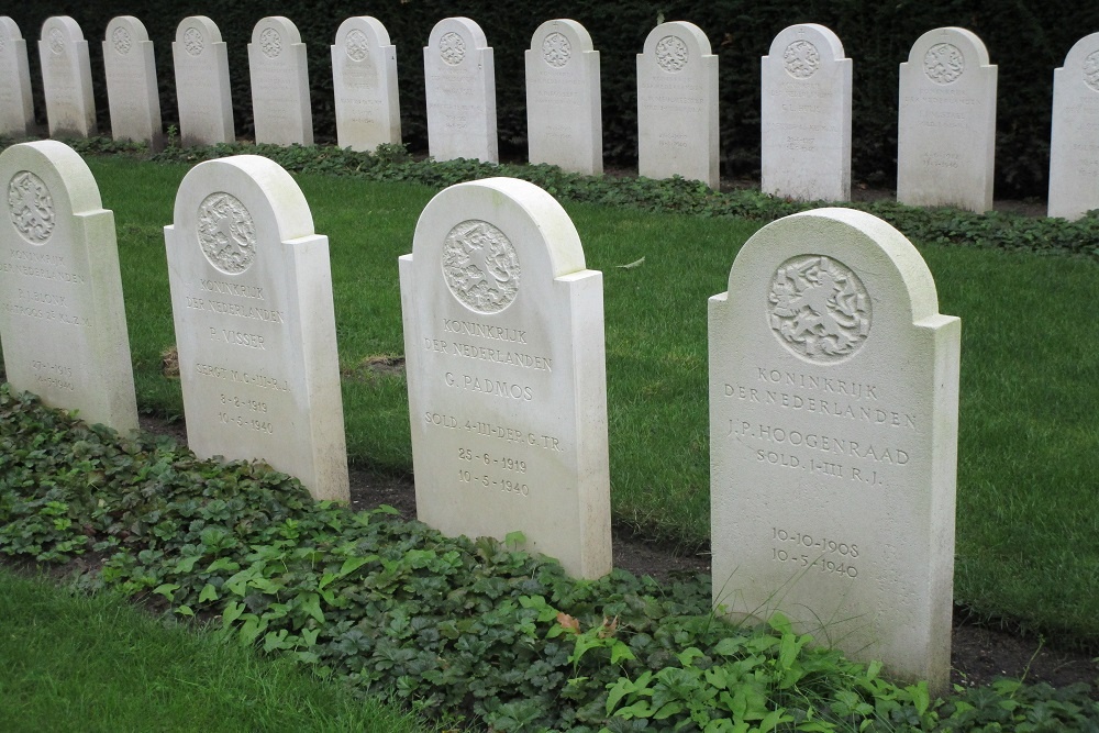 Dutch War Graves General Cemetery Crooswijk #2