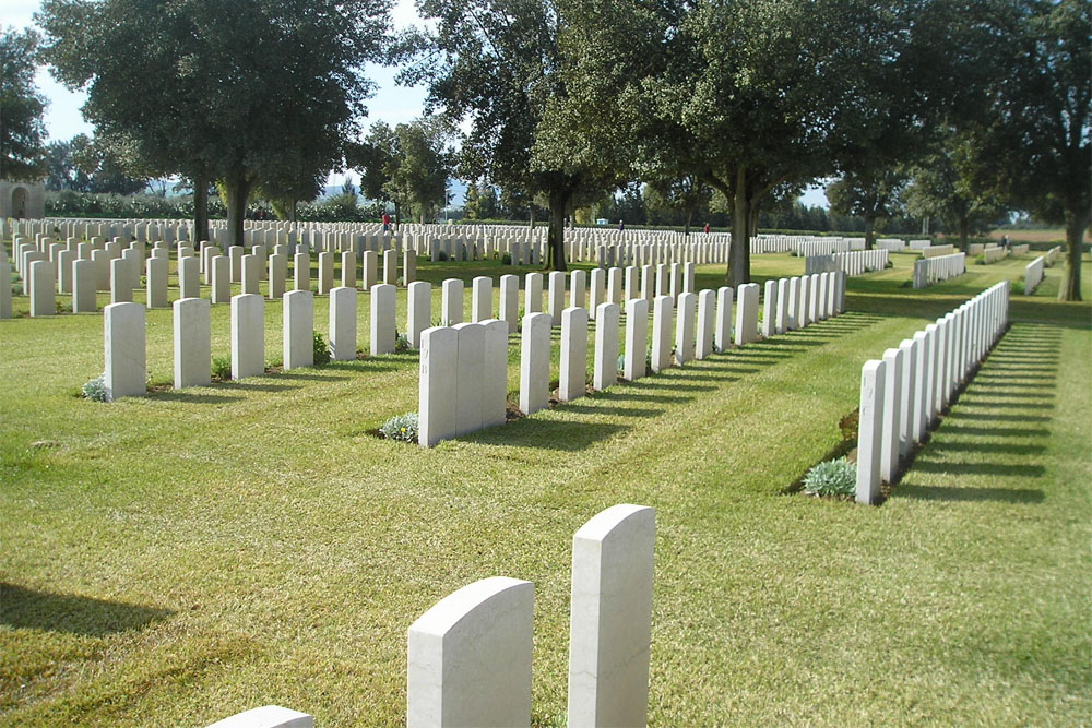 Commonwealth War Cemetery Medjez-el-Bab #2