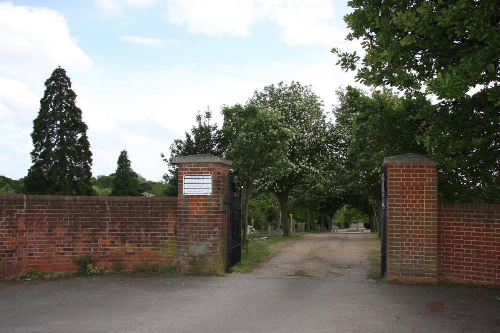 Commonwealth War Graves Maldon Cemetery #1