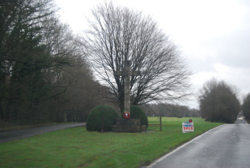 War Memorial Holtye