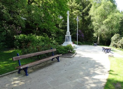 Oorlogsmonument Whaley Bridge #1