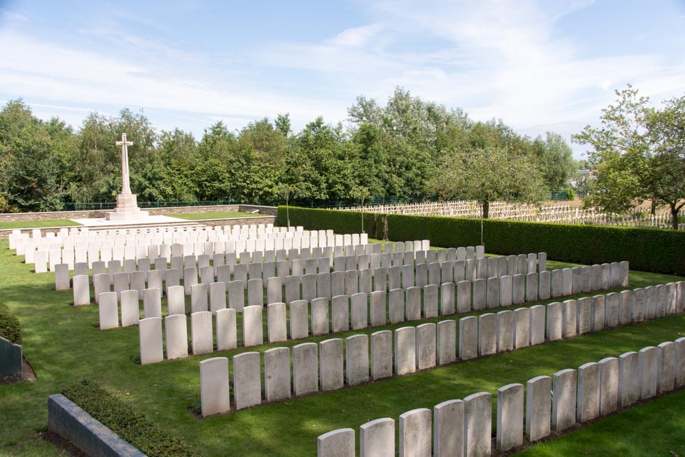 Commonwealth War Cemetery Zuydcoote Military Cemetery #5