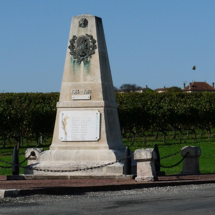 War Memorial Saint-Vivien-de-Blaye #1