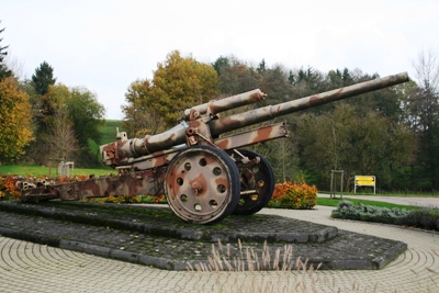 German SK18/105mm Howitzer #1