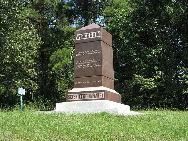 Monument 17th Wisconsin Infantry