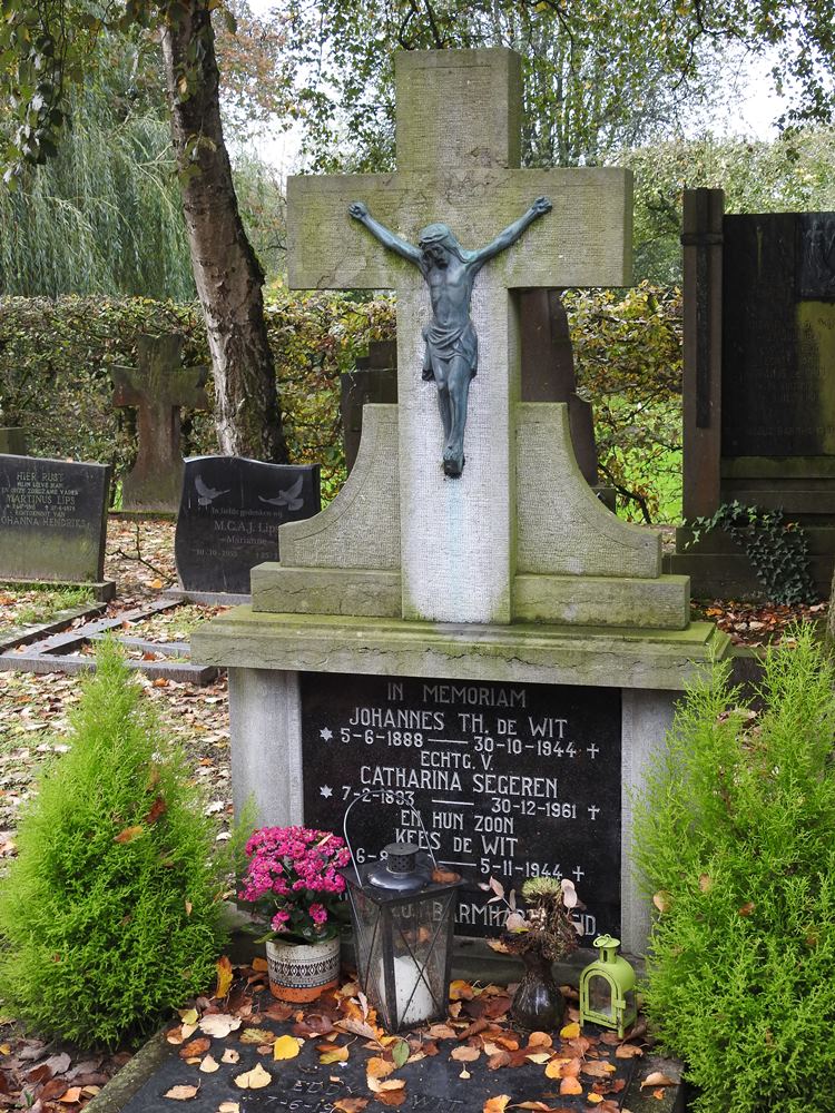 Dutch War Grave Roman Catholic Cemetery Waspik #2