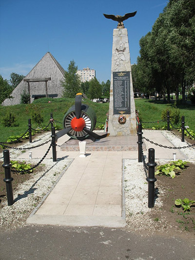 Vliegeniersmonument Nyiregyhaza #1