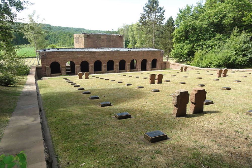 German War Cemetery Montaigu