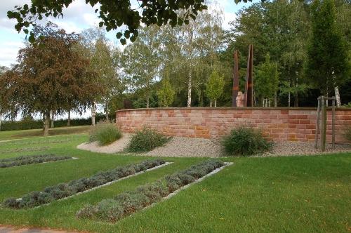 Monument en Begraafplaats Vermoorde Patiënten Pfalzklinikum #1