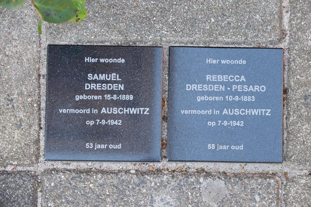 Memorial Stones Rochdalestraat 32