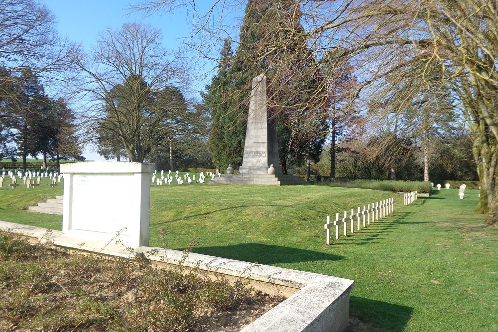 Duitse Oorlogsbegraafplaats Flavigny-le-Petit