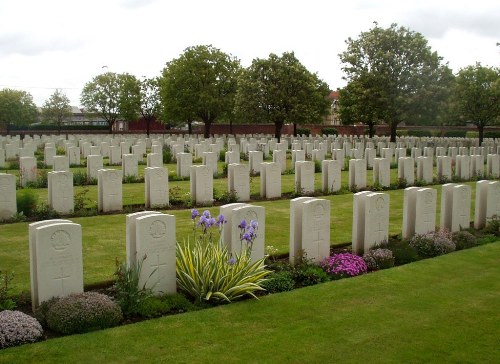 Commonwealth War Cemetery Cite Bonjean #1