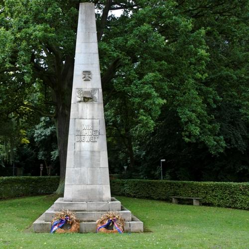 Oorlogsmonument Egestorf am Deister #1