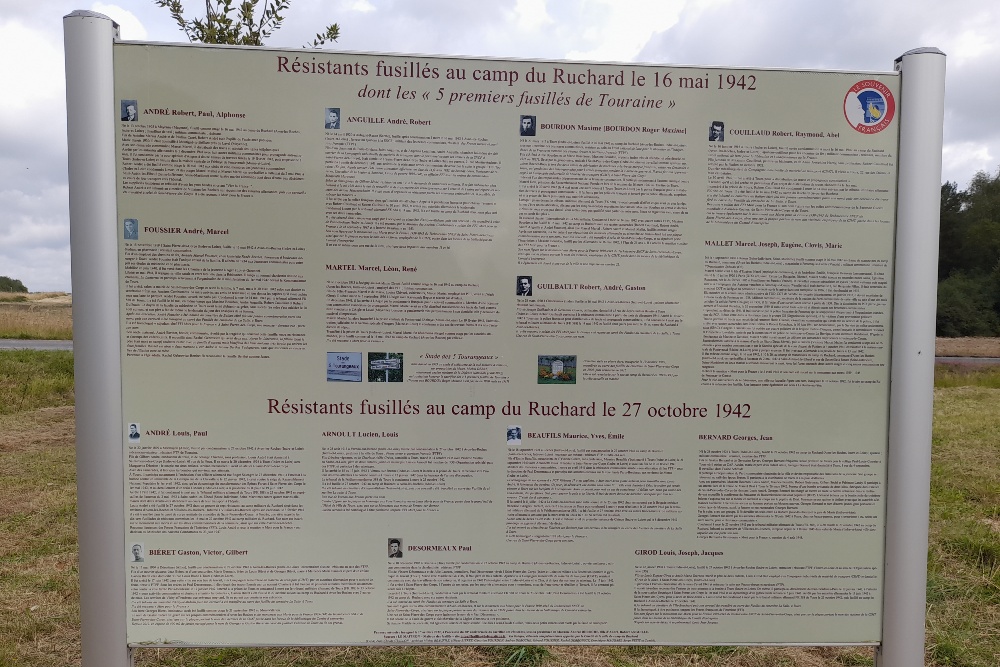 Gedenkteken voor geëxecuteerde verzetsleden Camp du Ruchard #3