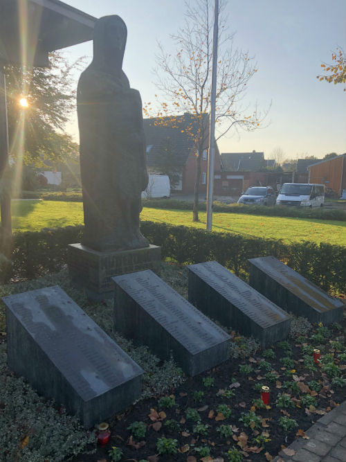 War Memorial Alstätte #3