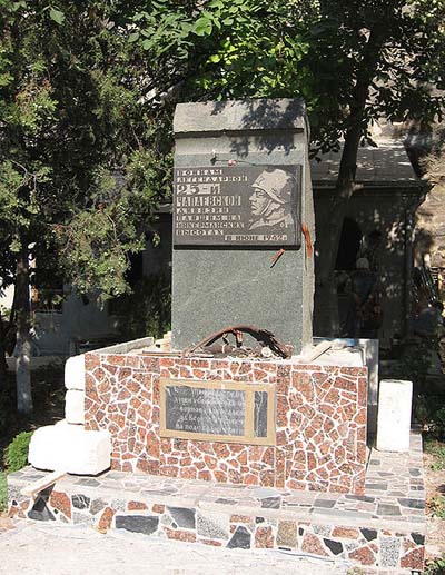 Mass Grave Soviet Soldiers Inkerman (B)