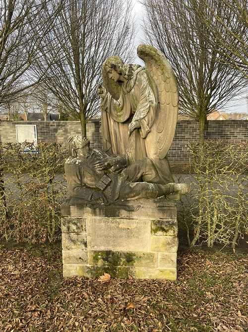 War Memorial WWI Legden #2