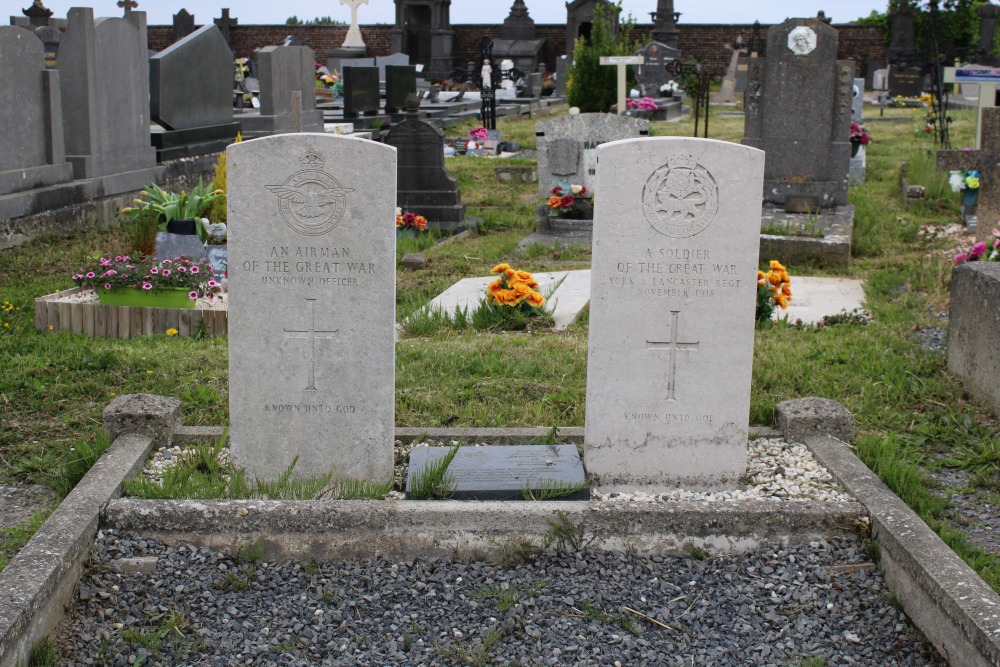 Commonwealth War Graves Roisin #1