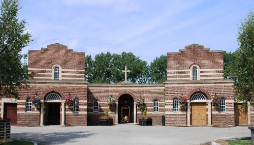 Commonwealth War Graves Eastern Cemetery