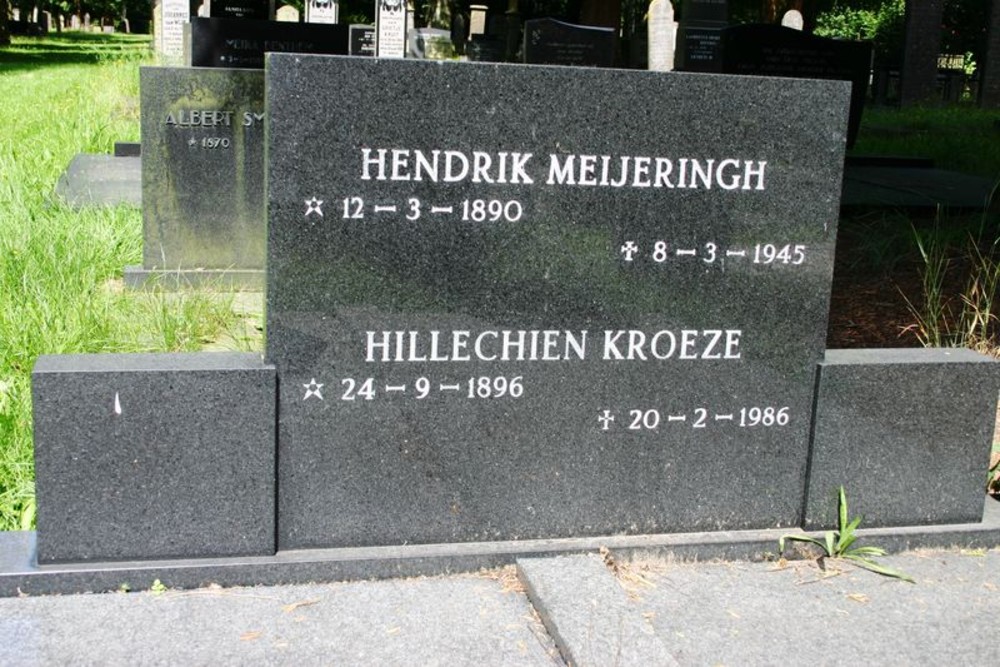 Dutch War Graves Municipal Cemetery Borger #4